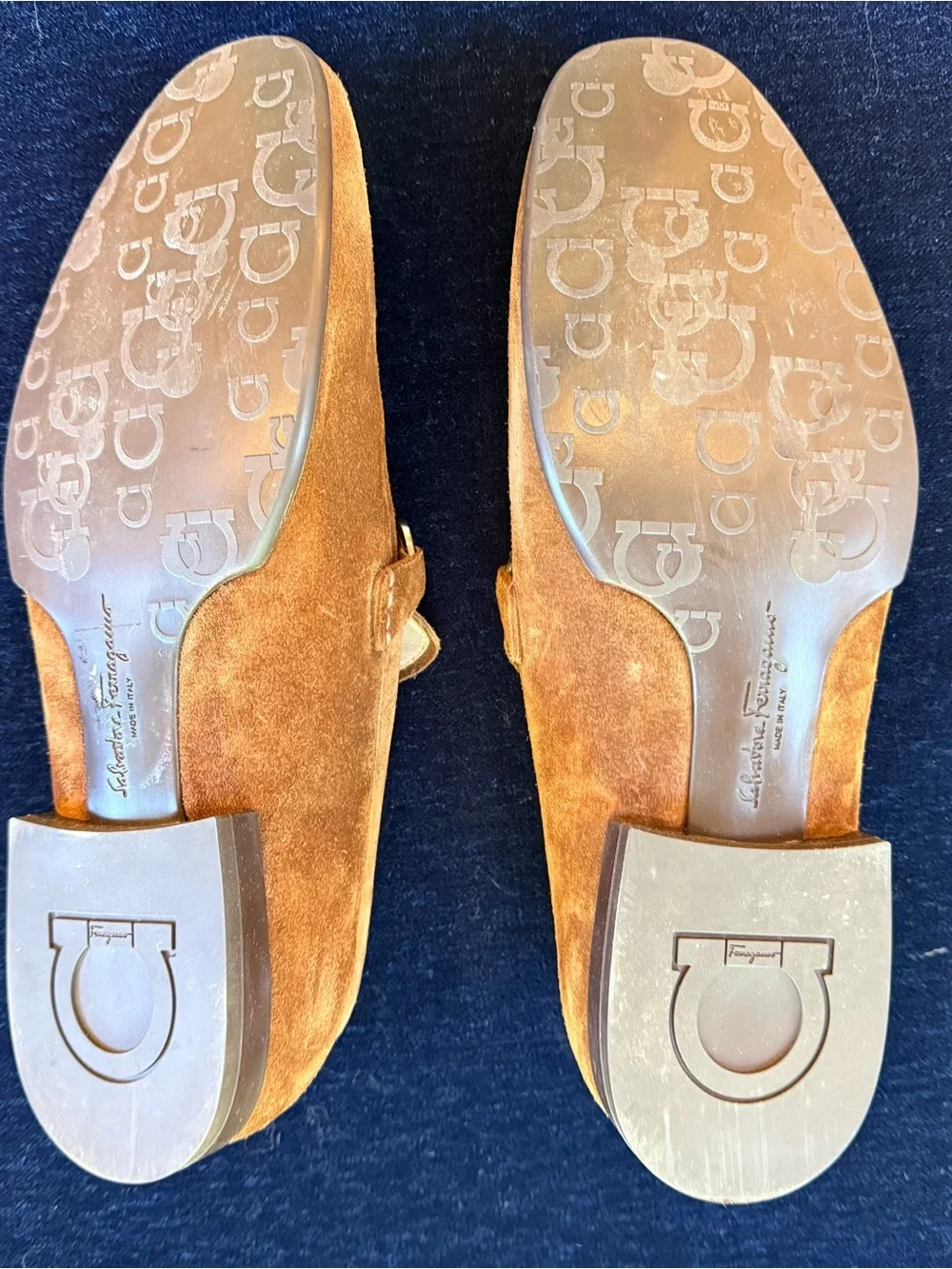 Salvatore Ferragamo classic slip